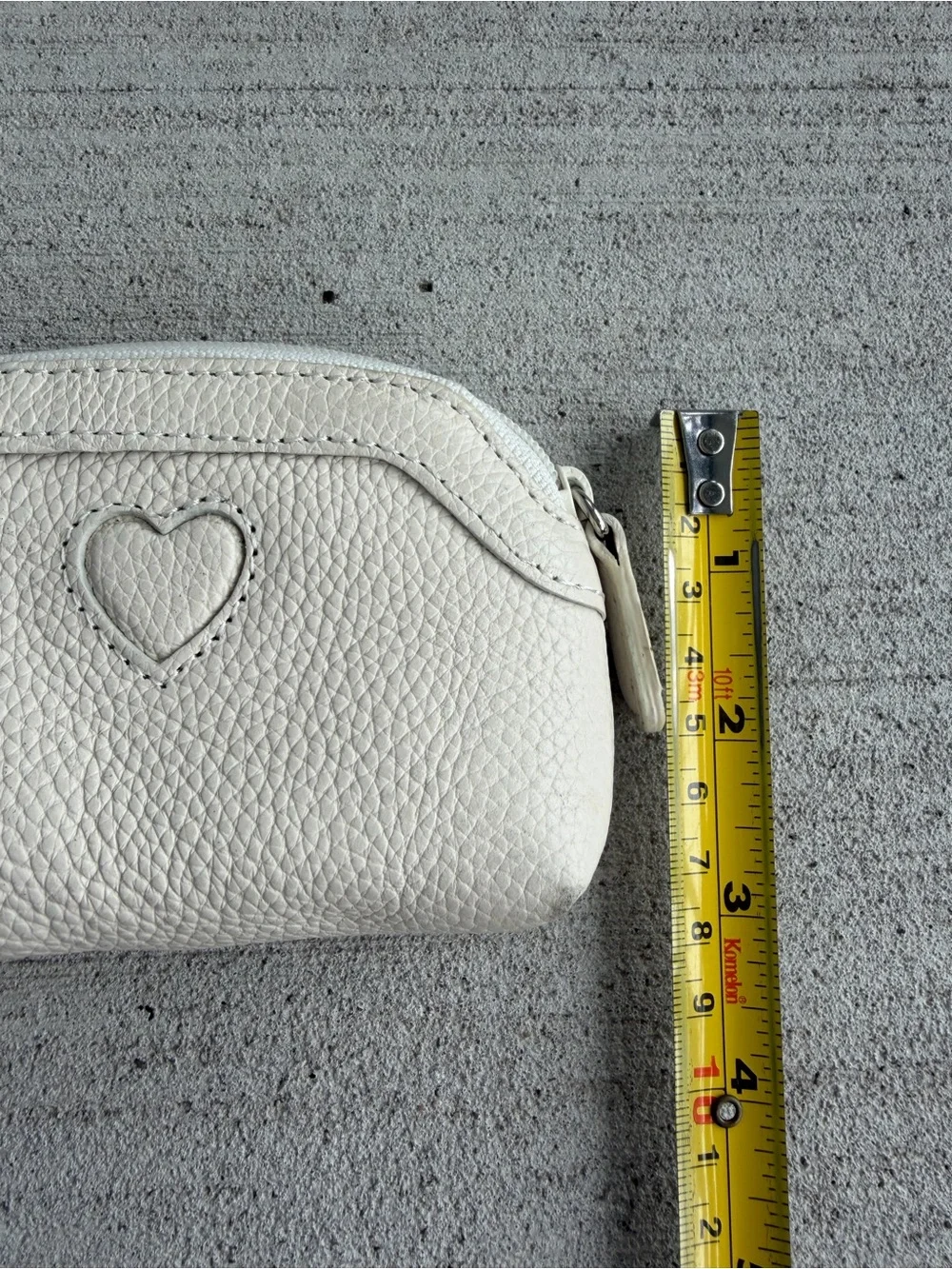Vintage Brighton White Genuine Leather Coin Purse Heart Zip Wallet Change Pouch
